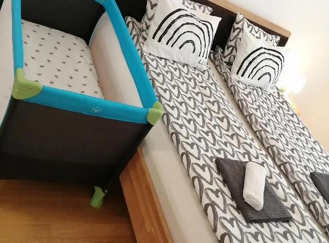 Tesla Apartamento Viena